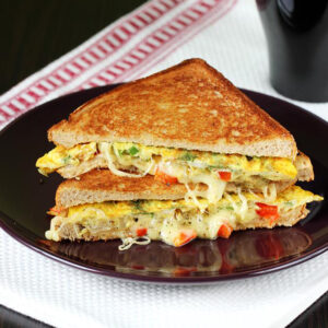 BREAD OMELETTE (2EGGS)